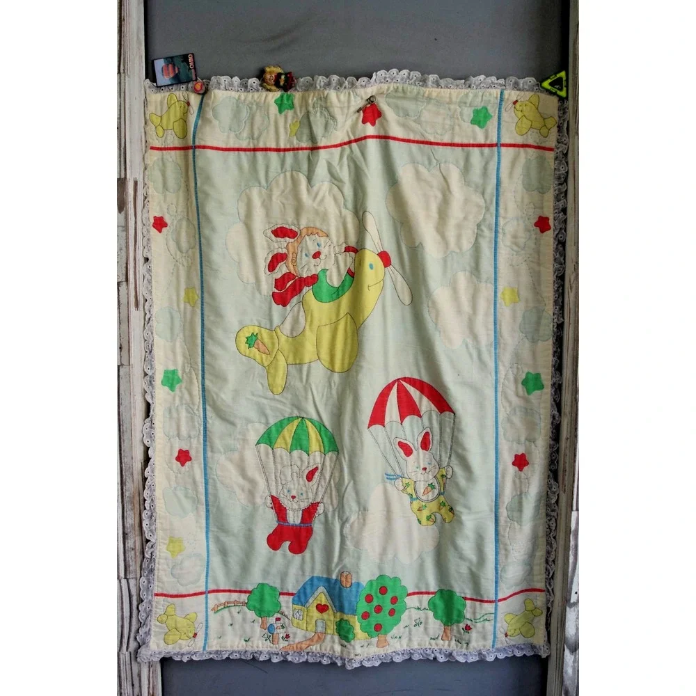 Vintage Baby Quilt Whimsical Pilot Skydiving Bunnies Vivid multicolor 80s‎ 90s